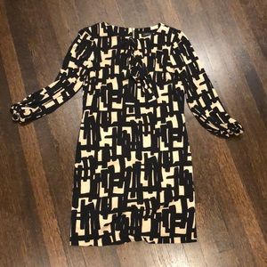 Tahari pattern neck tie dress